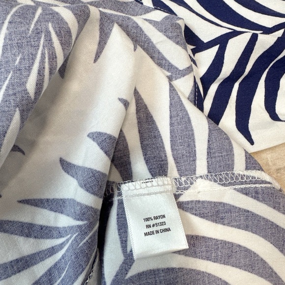 Sam & Jess Women's Fern-Print Ruffled Off-The-Shoulder Top Navy/White L - Picture 5 of 5